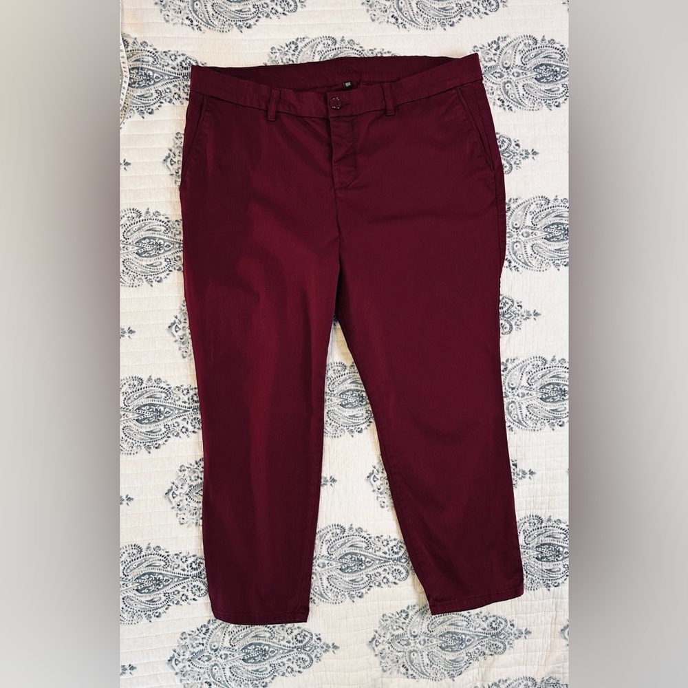 Kut from the Kloth women’s wine Red Chinos size‎ 18